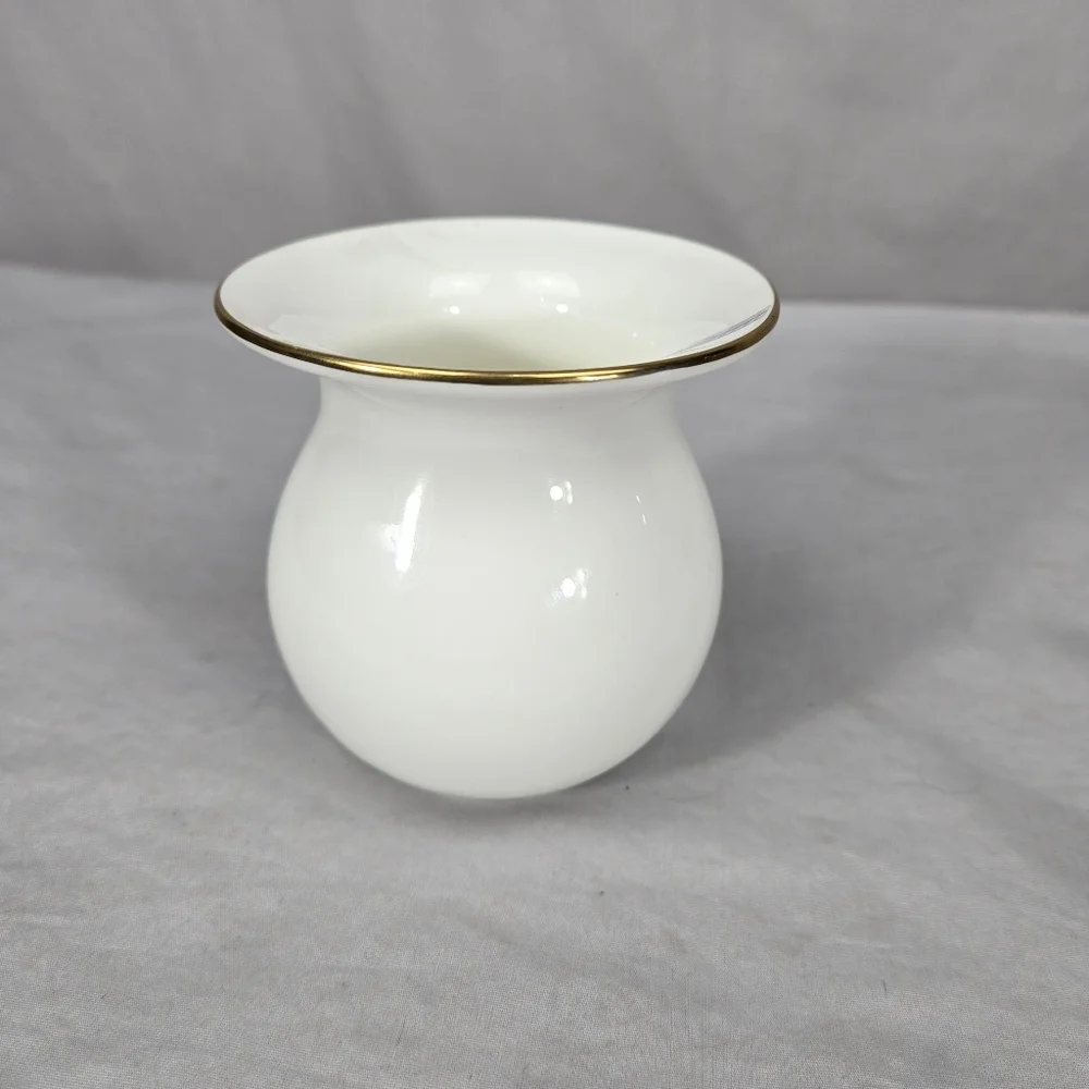 Mikasa Gold Trim Small Bud Vase Flowers  Blue Pink Floral Bone Chi CAE02 4